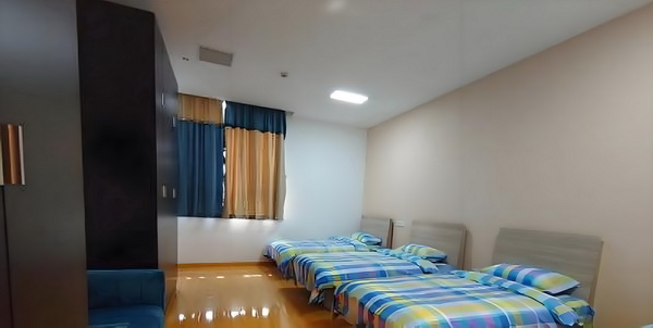 哪些证书入深户容易_我们总在年轻时恨自己，中年后想好好活|对话郑钧 们不护得到的照专业仅能长者