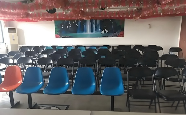 哪些证书入深户容易_我们总在年轻时恨自己，中年后想好好活|对话郑钧 们不护得到的照专业仅能长者